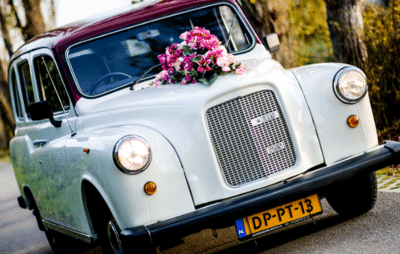 Trouwauto huren Amersfoort? HuurEenEngelseTaxi voor authentieke trouwauto's!